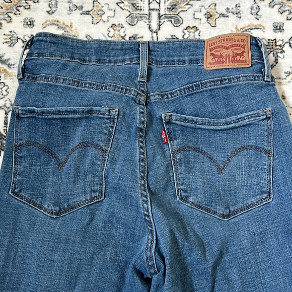 Levi jeans. 721 high rise skinny sz 29 - Picture 3 of 3
